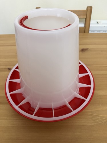 3kg poultry feeder - poultry, chicken